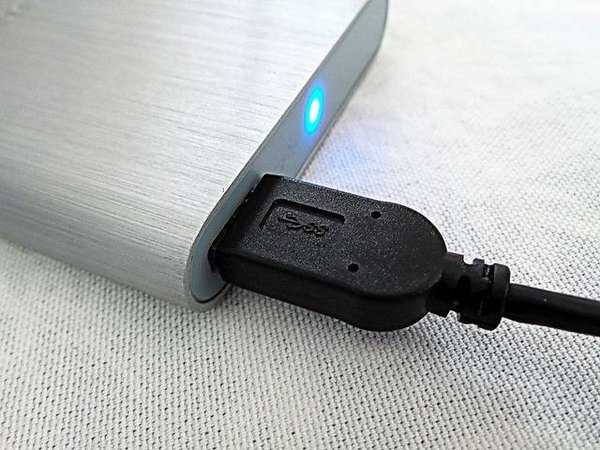 Comment sauvegarder et récupérer vos données stockées sur des supports externes ?