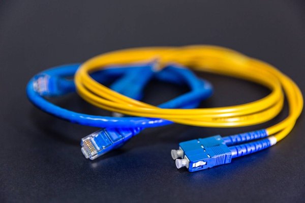 Tout savoir sur les câbles sfp multimode singlemode